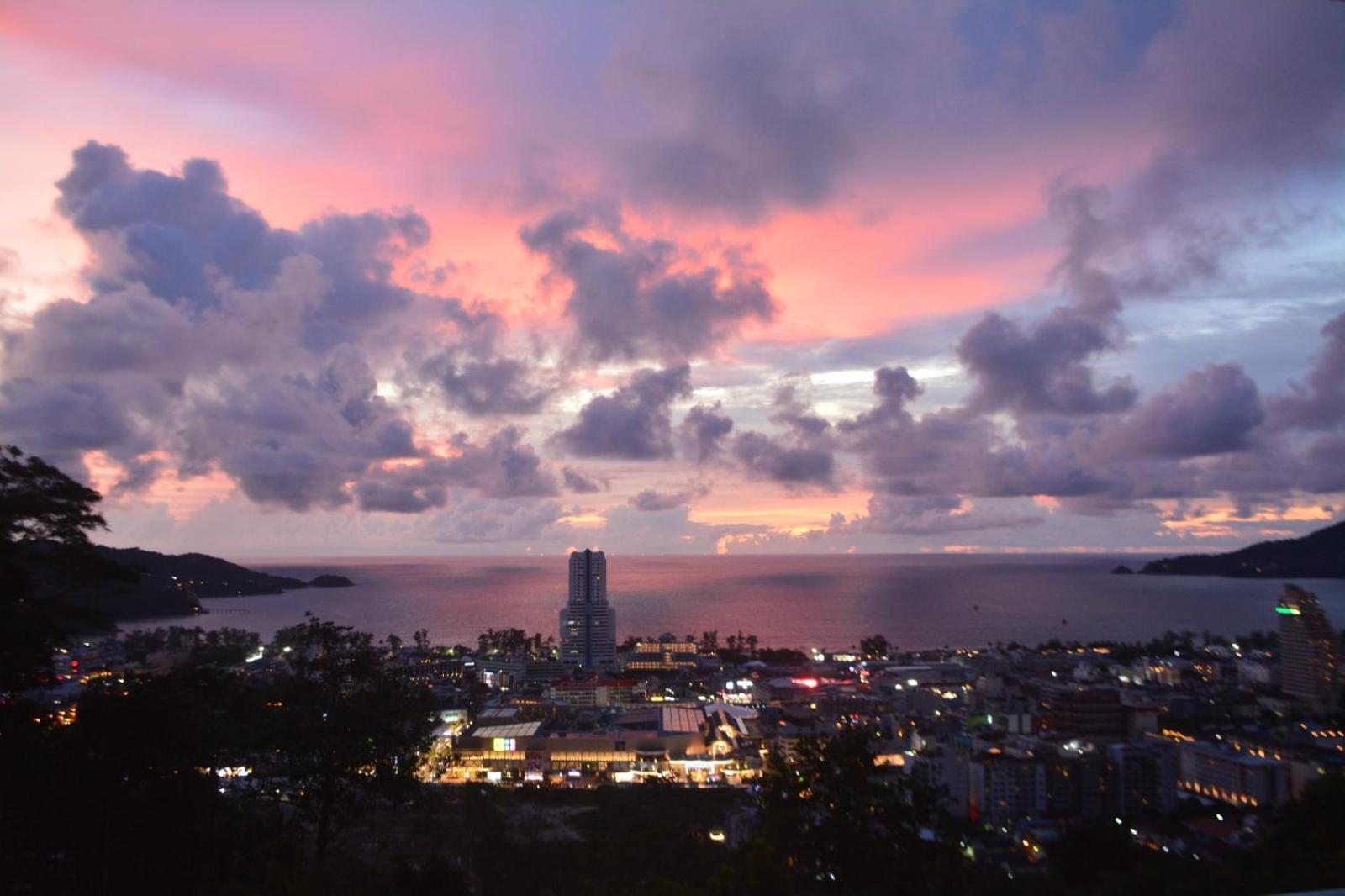 Baan Suan Villa 1 Patong Luaran gambar