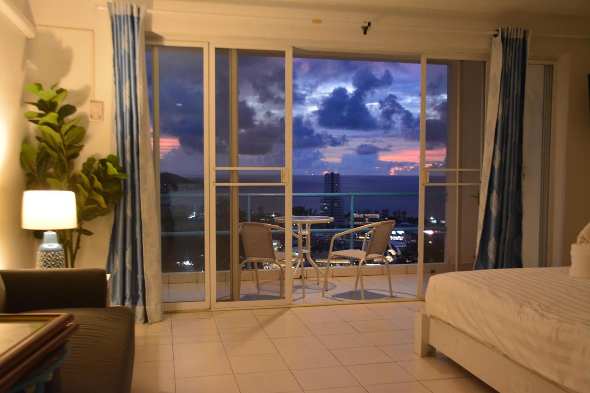 Baan Suan Villa 1 Patong Luaran gambar