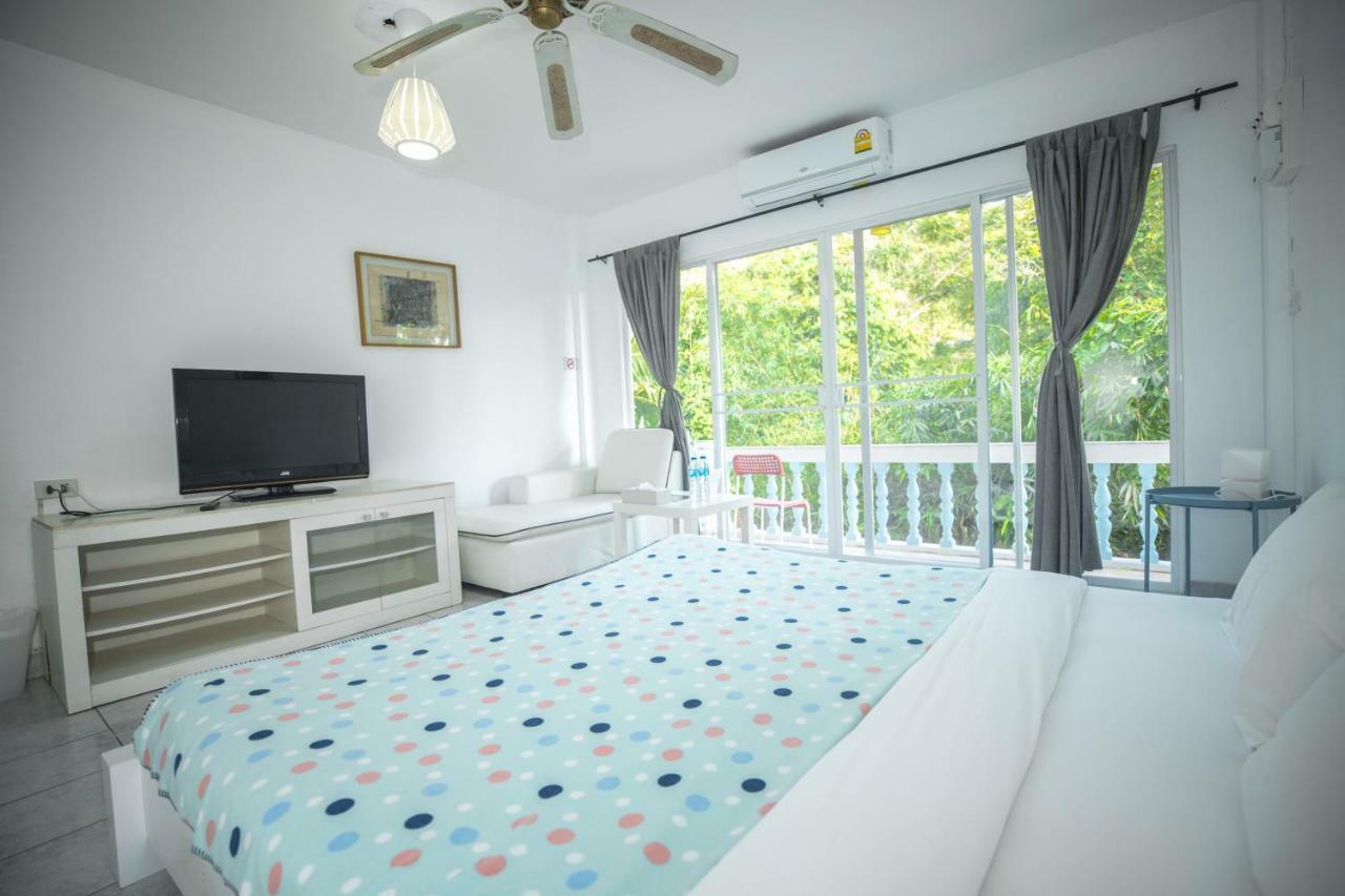 Baan Suan Villa 1 Patong Luaran gambar